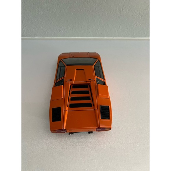 1/18 Kyosho Lamborghuini Countach Lp400 Orange - Picture 3 of 10